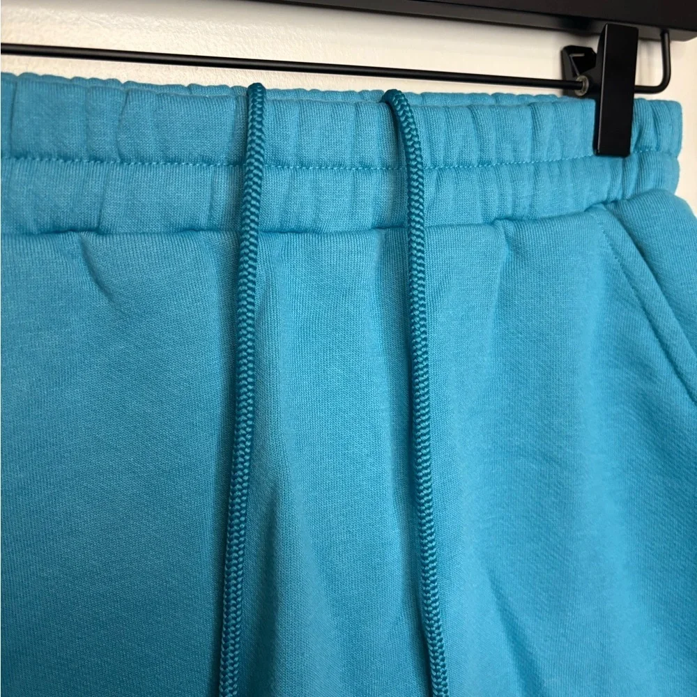 Alo Accolade high waisted sweat skirt blue/teal athletic size XXS